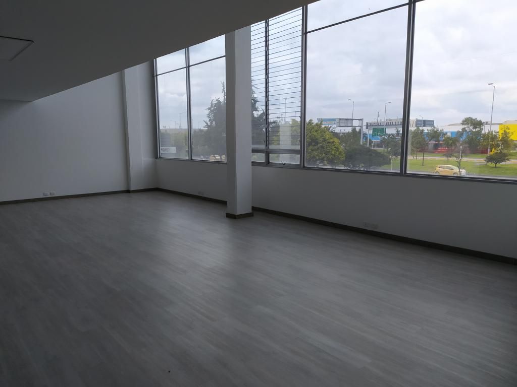Oficina en arriendo Cundinamarca Bogotá Santa Cecilia 695 m2 Habitaciones 0 Baños 0 Garajes 0 Precio $35112145