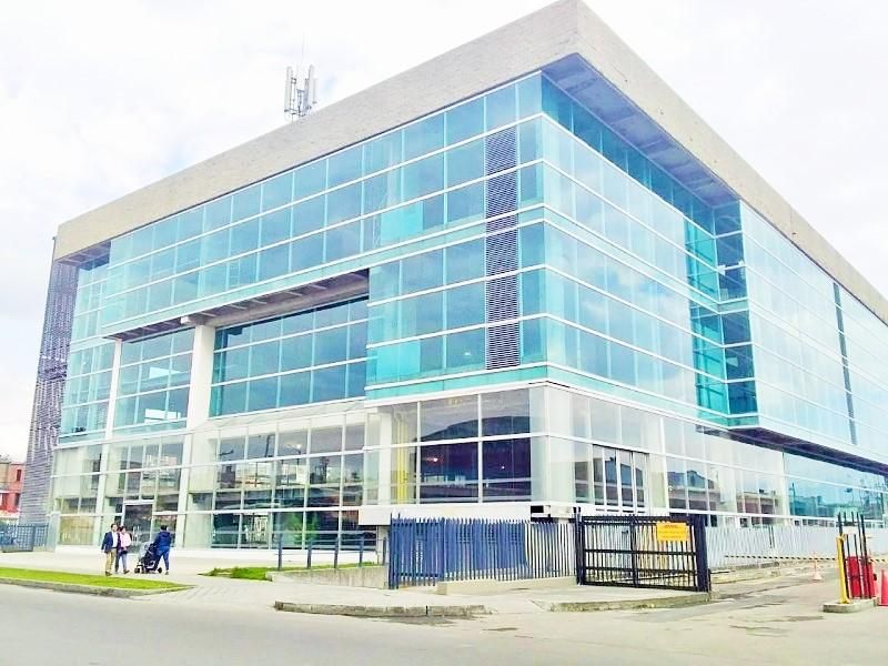 Oficina en arriendo Cundinamarca Bogotá San Ignacio 1591 m2 Habitaciones 0 Baños 0 Garajes 51 Precio $232925000
