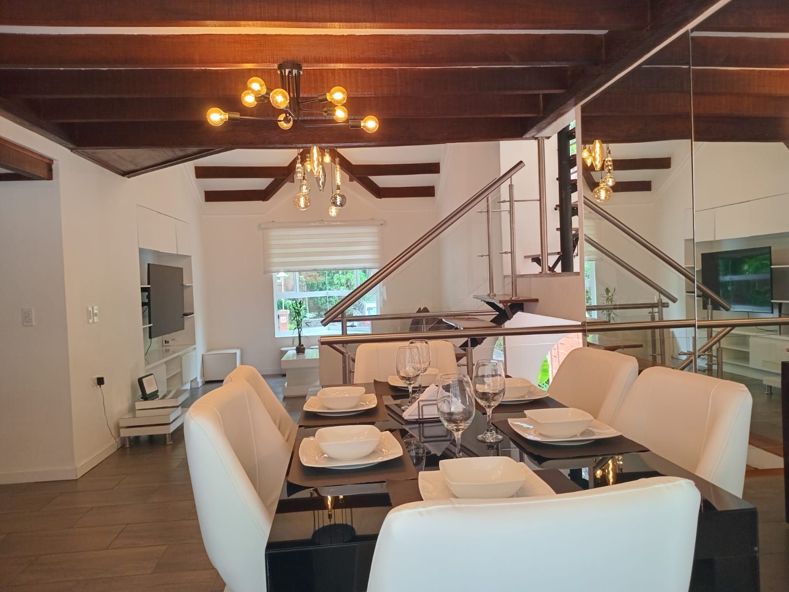 Casa en venta Antioquia Medellín Cd San Lucas 150 m2 Habitaciones 3 Baños 6 Garajes 3 Precio $900000000