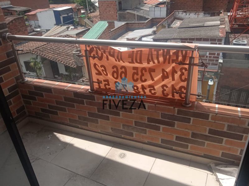 Apartamento en venta Antioquia Itagüí Los Naranjos 92 m2 Habitaciones 3 Baños 3 Garajes 0 Precio $320000000