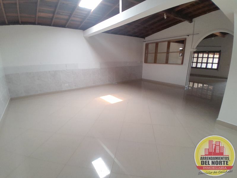 Casa en arriendo Antioquia Copacabana Machado 144 m2 Habitaciones 8 Baños 5 Garajes 0 Precio $6590000