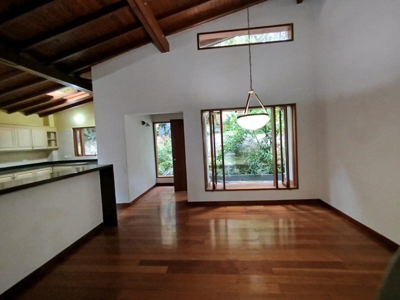 Casa en arriendo Antioquia Envigado La Pradera 280 m2 Habitaciones 2 Baños 5 Garajes 2 Precio $9800000