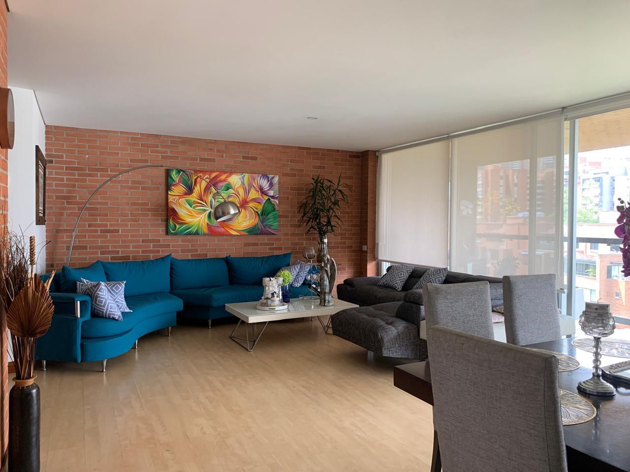 Apartamento en venta Antioquia Medellín Alejandria 178 m2 Habitaciones 3 Baños 6 Garajes 3 Precio $1650000000