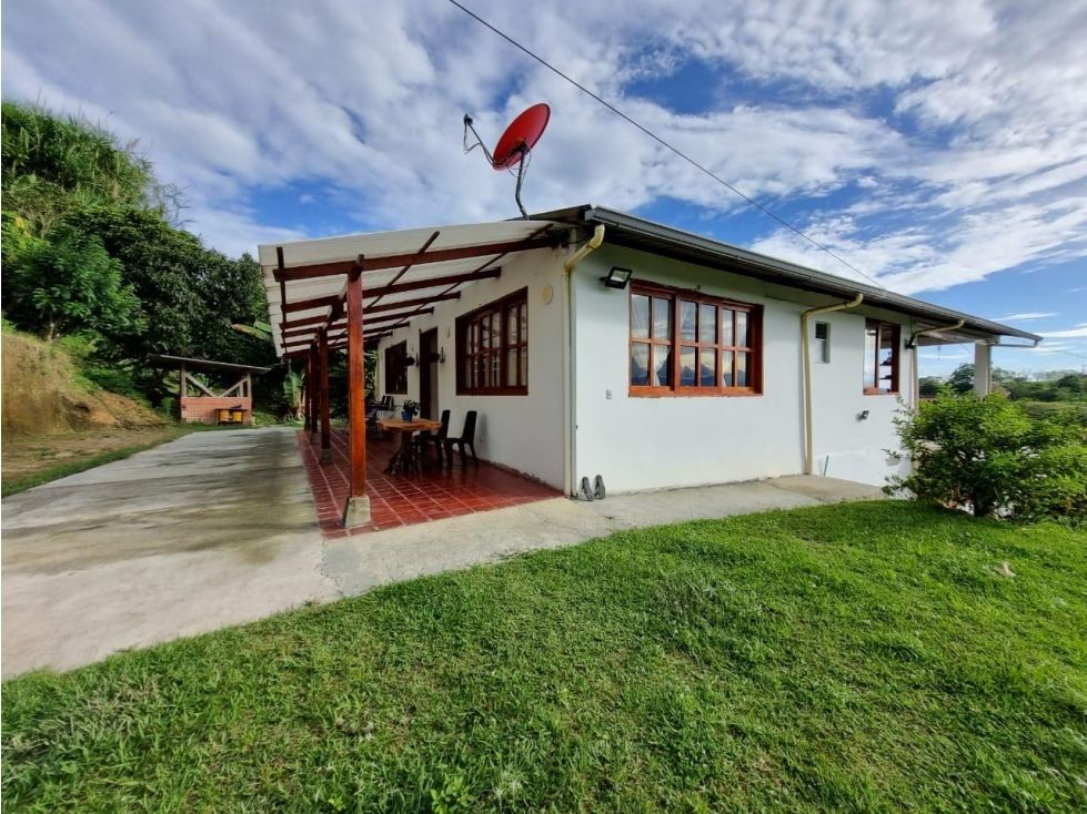 Casa Campestre en venta Caldas Manizales Manizales 300 m2 Habitaciones 3 Baños 4 Garajes 4 Precio $750000000