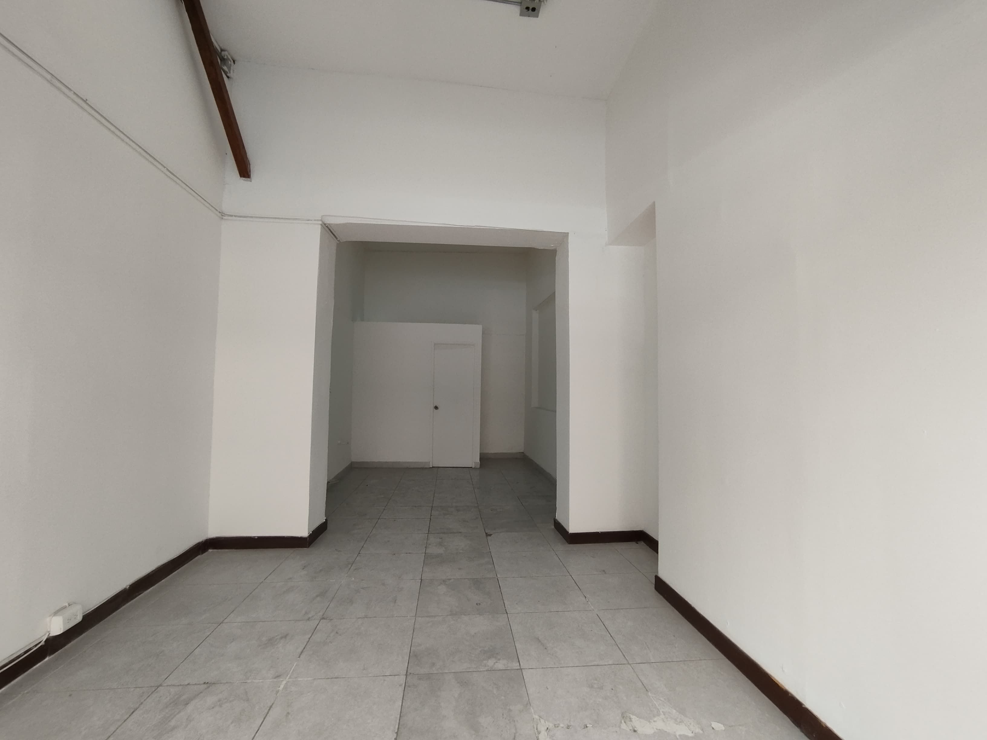Local en arriendo Antioquia Envigado La Mesa 31 m2 Habitaciones 0 Baños 1 Garajes 0 Precio $2800000
