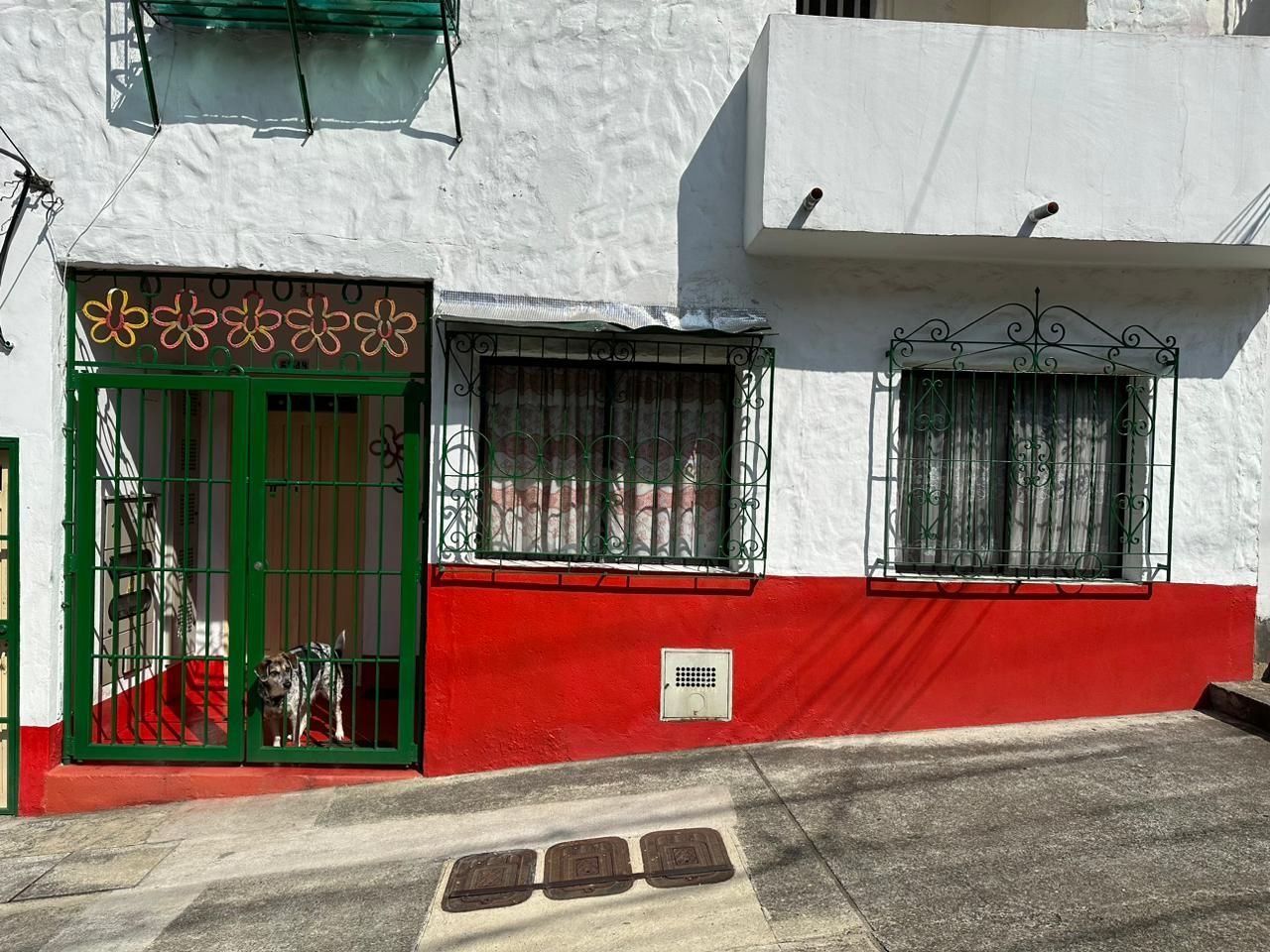 Casa en venta Antioquia Medellín San Miguel 378 m2 Habitaciones 3 Baños 1 Garajes 0 Precio $950000000