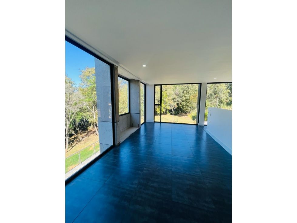 Casa Campestre en venta Antioquia Envigado Envigado 400 m2 Habitaciones 3 Baños 4 Garajes 4 Precio $2600000000