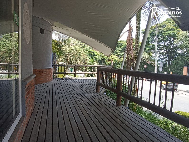 Local en arriendo Antioquia Envigado El Chinguí 200 m2 Habitaciones 0 Baños 2 Garajes 0 Precio $12000000