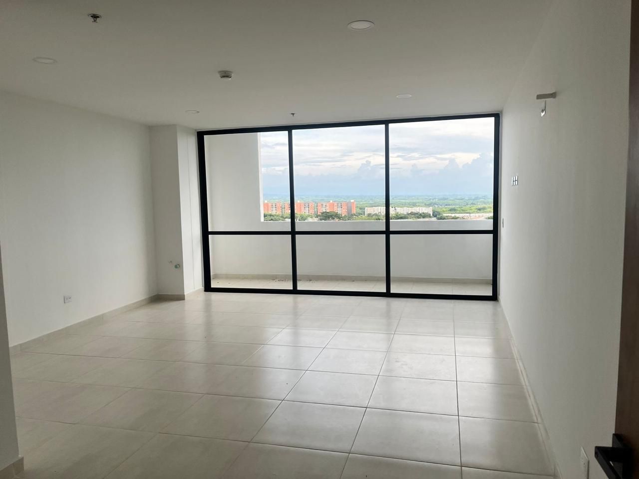 Consultorio en arriendo Risaralda Pereira Pereira 37 m2 Habitaciones 0 Baños 0 Garajes 2 Precio $4000000