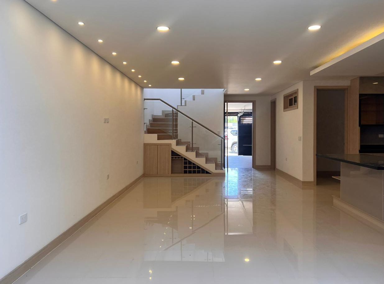 Casa en arriendo Antioquia Rionegro Baden Baden 270 m2 Habitaciones 4 Baños 6 Garajes 2 Precio $6000000