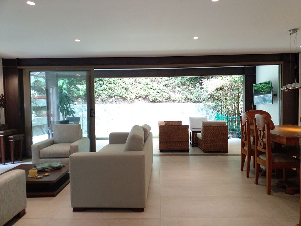 Casa en arriendo Antioquia Envigado El Portal 240 m2 Habitaciones 3 Baños 6 Garajes 5 Precio $10000000