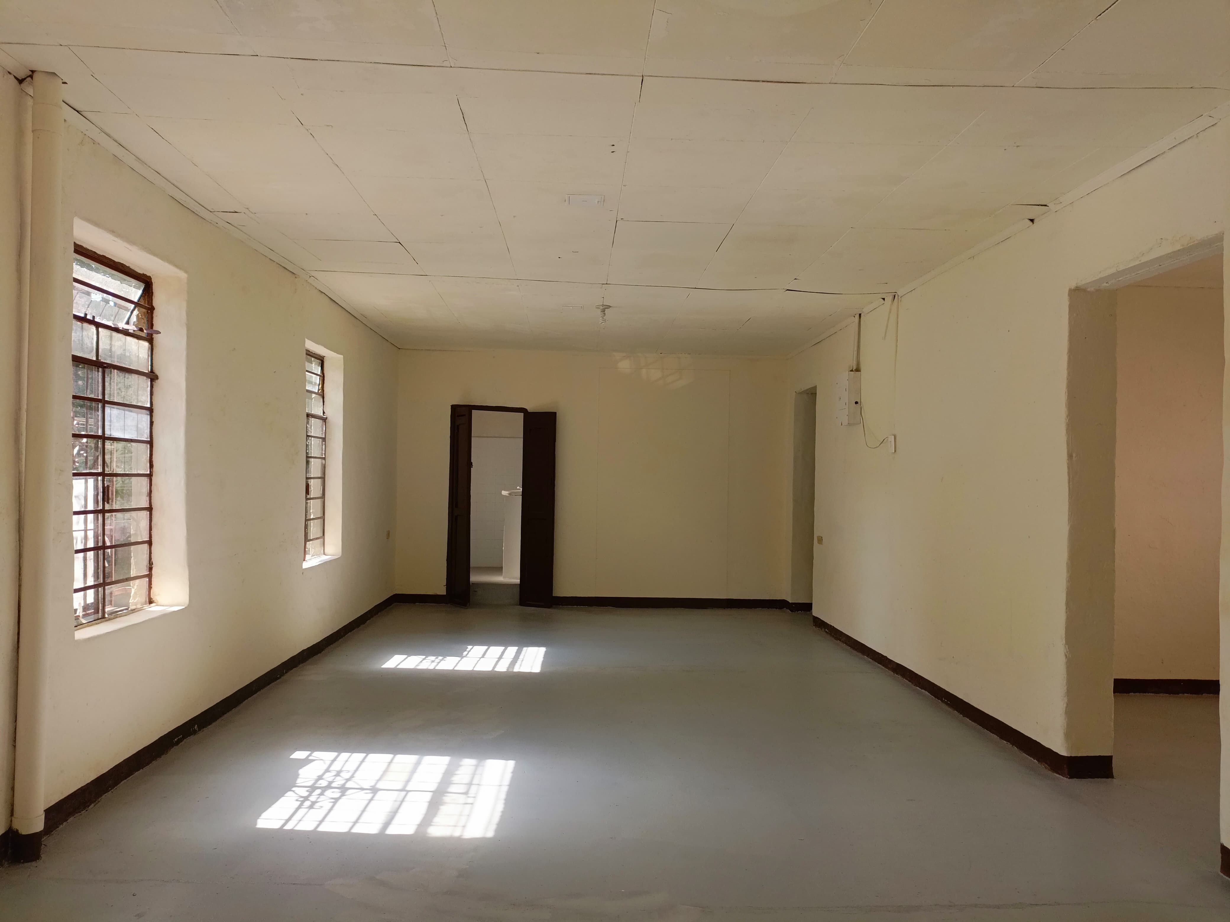 Oficina en arriendo Antioquia Medellín Rosales 126 m2 Habitaciones 0 Baños 0 Garajes 1 Precio $3500000