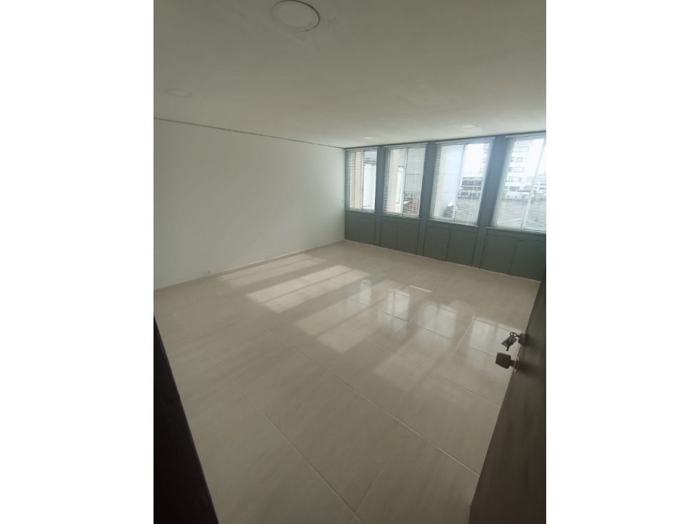 Oficina en arriendo Caldas Manizales El Centro 16 m2 Habitaciones 0 Baños 0 Garajes 0 Precio $800000