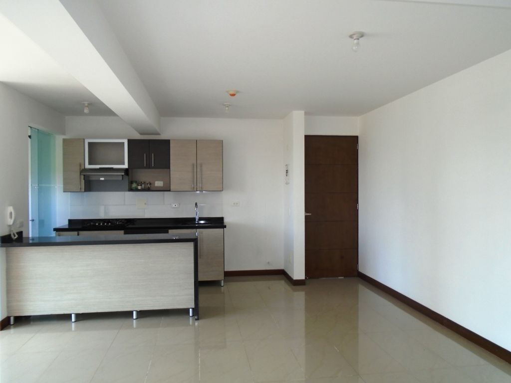 Apartamento en arriendo Risaralda Pereira Pereira 80 m2 Habitaciones 3 Baños 2 Garajes 2 Precio $2800000