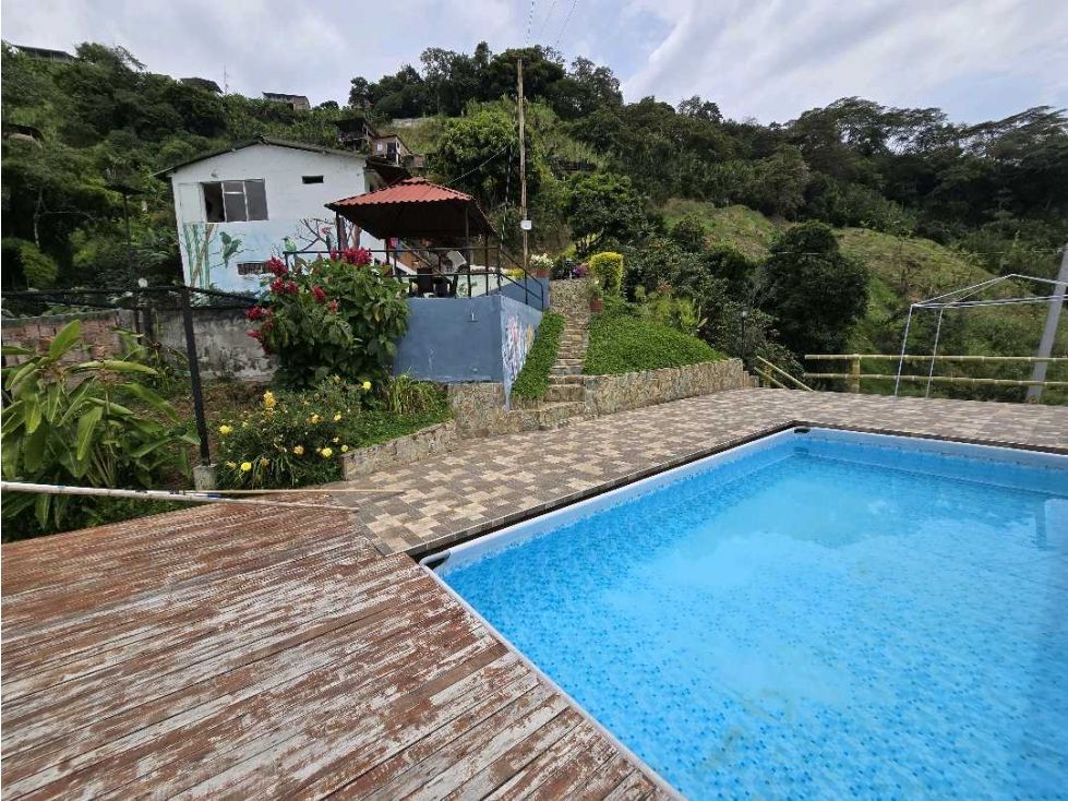 Casa Campestre en venta Caldas Manizales Manizales 250 m2 Habitaciones 6 Baños 3 Garajes 6 Precio $730000000