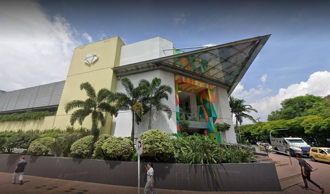 Local Comercial en venta Antioquia Medellín Los Conquistadores 139 m2 Habitaciones 0 Baños 1 Garajes 0 Precio $1050000000