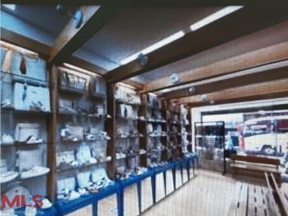 Local en venta Antioquia Medellín La Candelaria 54 m2 Habitaciones 0 Baños 0 Garajes 0 Precio $800000000