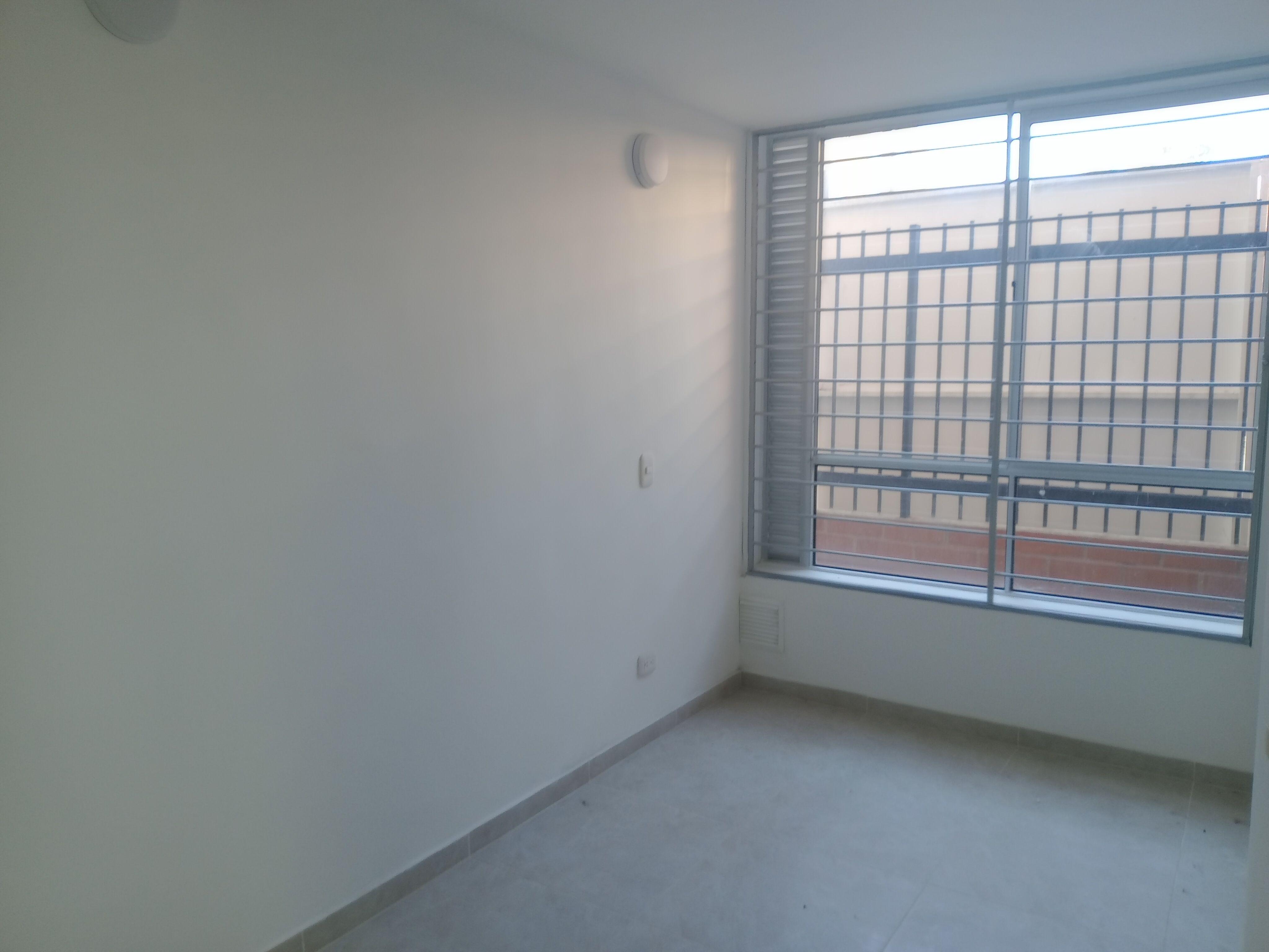 Apartamento en venta Cundinamarca Bogotá Cjr Oporto 37 m2 Habitaciones 2 Baños 1 Garajes 0 Precio $238000000