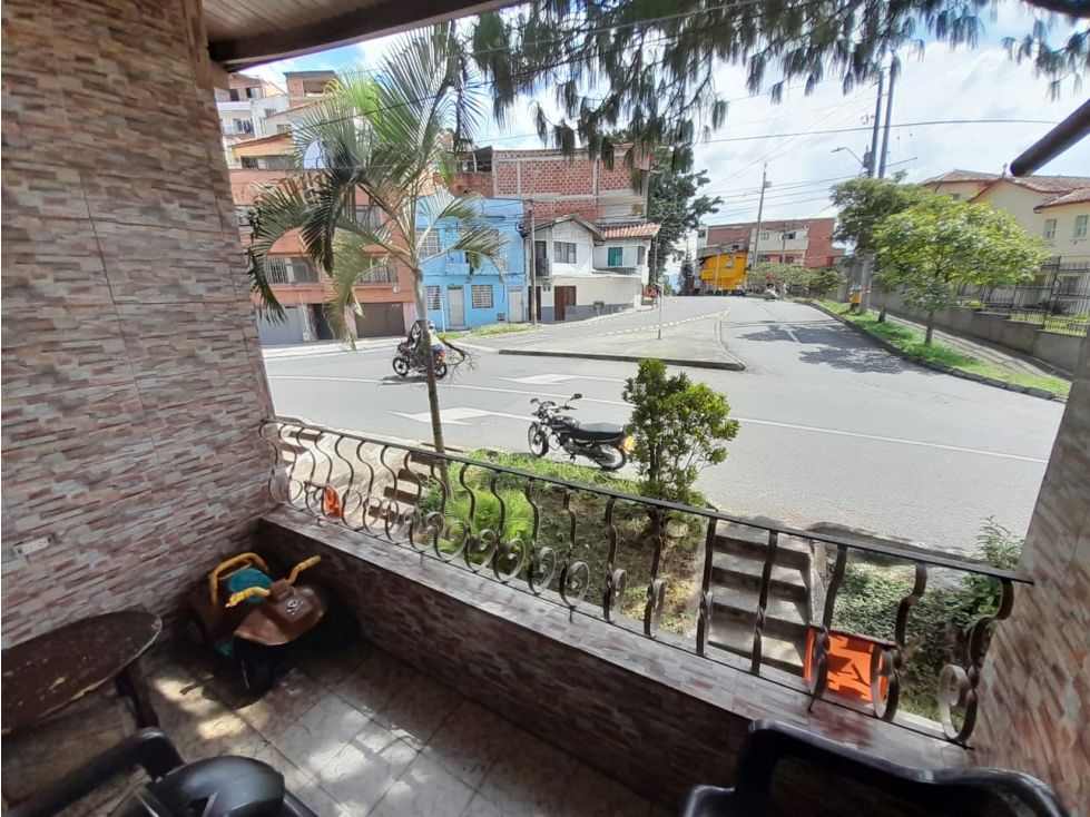 Apartamento en venta Antioquia Medellín La Mansion 97 m2 Habitaciones 5 Baños 2 Garajes 0 Precio $400000000