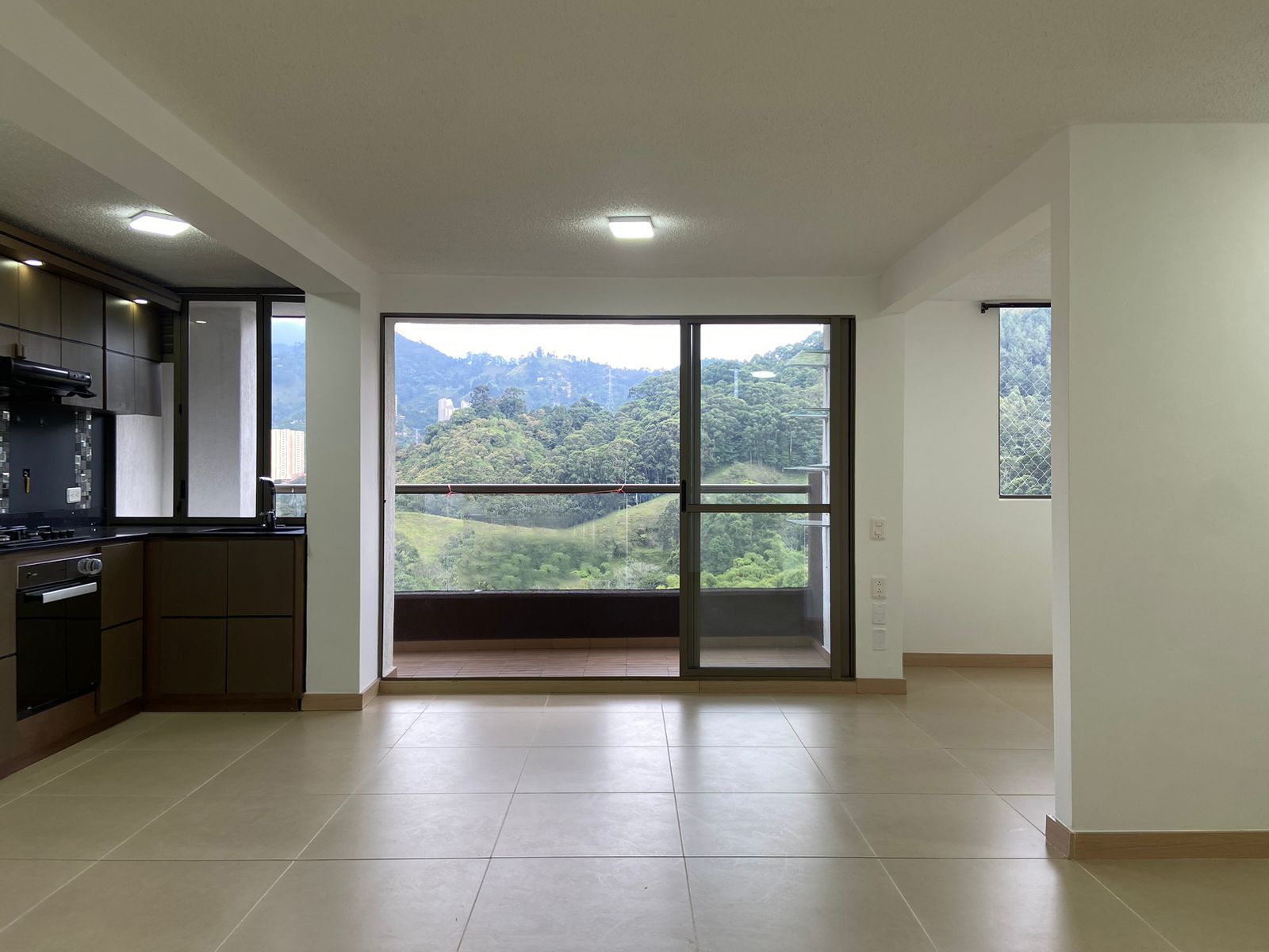 Apartamento en arriendo Antioquia Sabaneta Prados De Sabaneta 67 m2 Habitaciones 2 Baños 2 Garajes 2 Precio $2650000