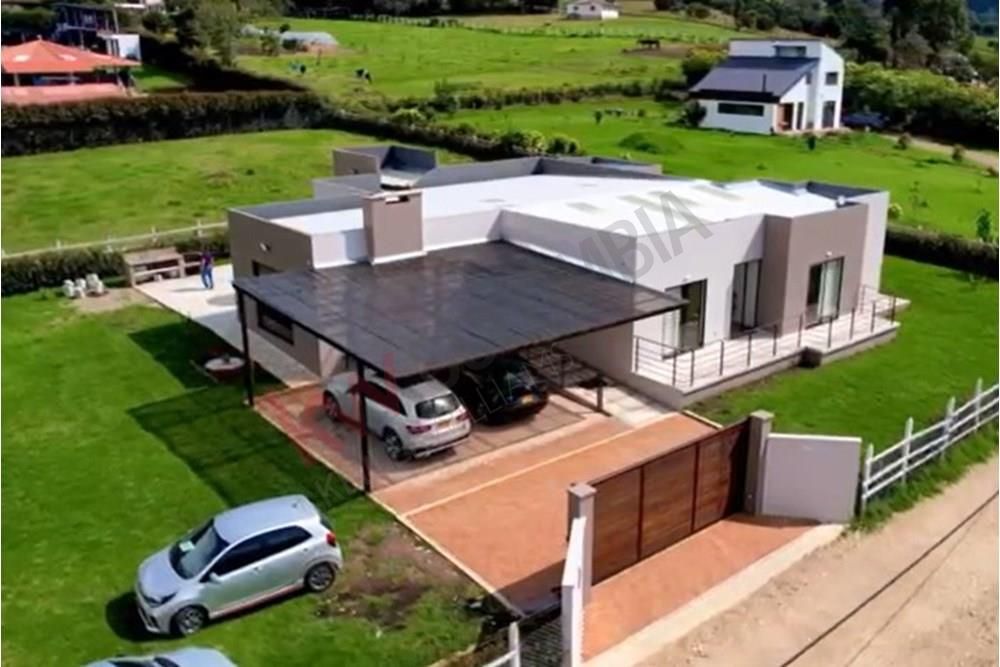 Casa en venta Cundinamarca Tenjo Tenjo 2000 m2 Habitaciones 4 Baños 6 Garajes 2 Precio $1400000000