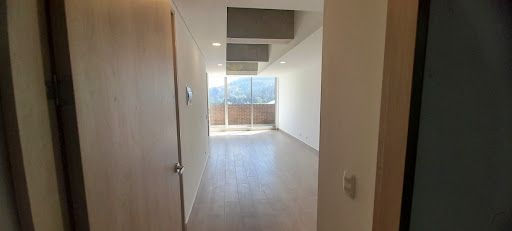 Apartaestudio en venta Cundinamarca Bogotá San Martin 36 m2 Habitaciones 1 Baños 0 Garajes 1 Precio $318000000