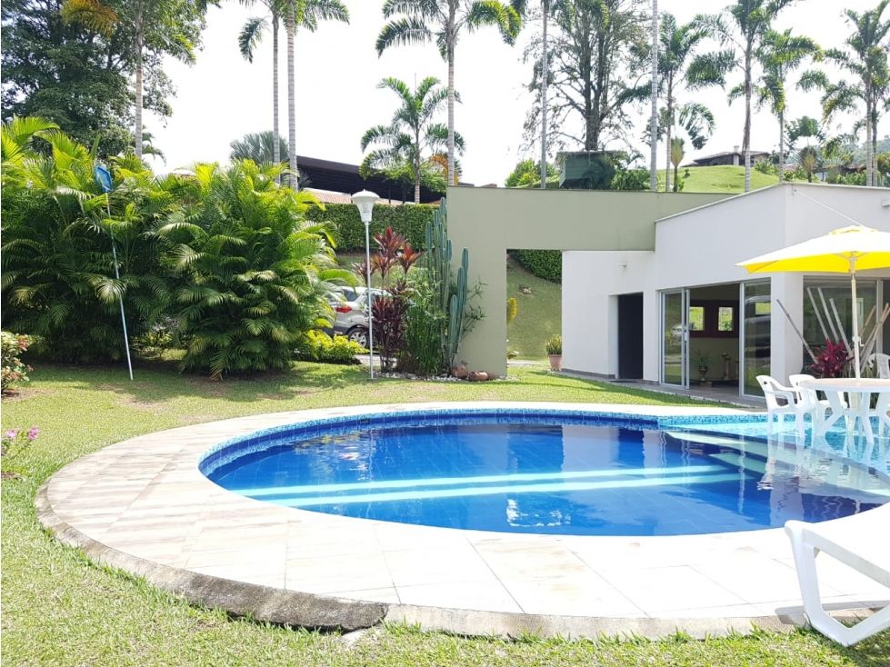 Casa Campestre en venta Caldas Manizales Manizales 360 m2 Habitaciones 4 Baños 3 Garajes 0 Precio $1550000000