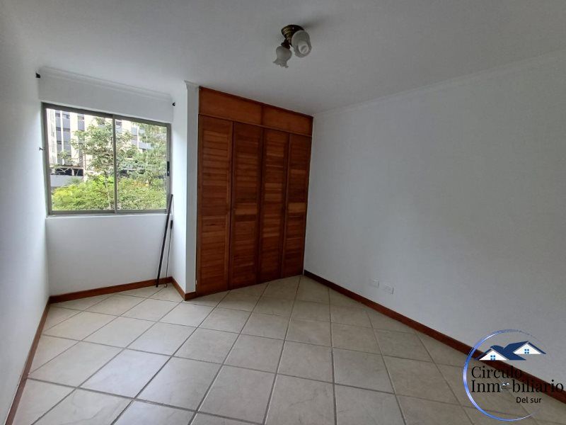 Apartamento en arriendo Antioquia Envigado Zúñiga 90 m2 Habitaciones 3 Baños 2 Garajes 3 Precio $4800000