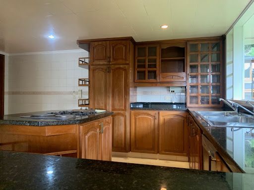 Casa en venta Cundinamarca Bogotá Casa Blanca 565 m2 Habitaciones 4 Baños 7 Garajes 13 Precio $3500000000