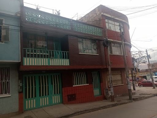 Casa en venta Cundinamarca Bogotá Villa Rios 357 m2 Habitaciones 8 Baños 3 Garajes 2 Precio $550000000