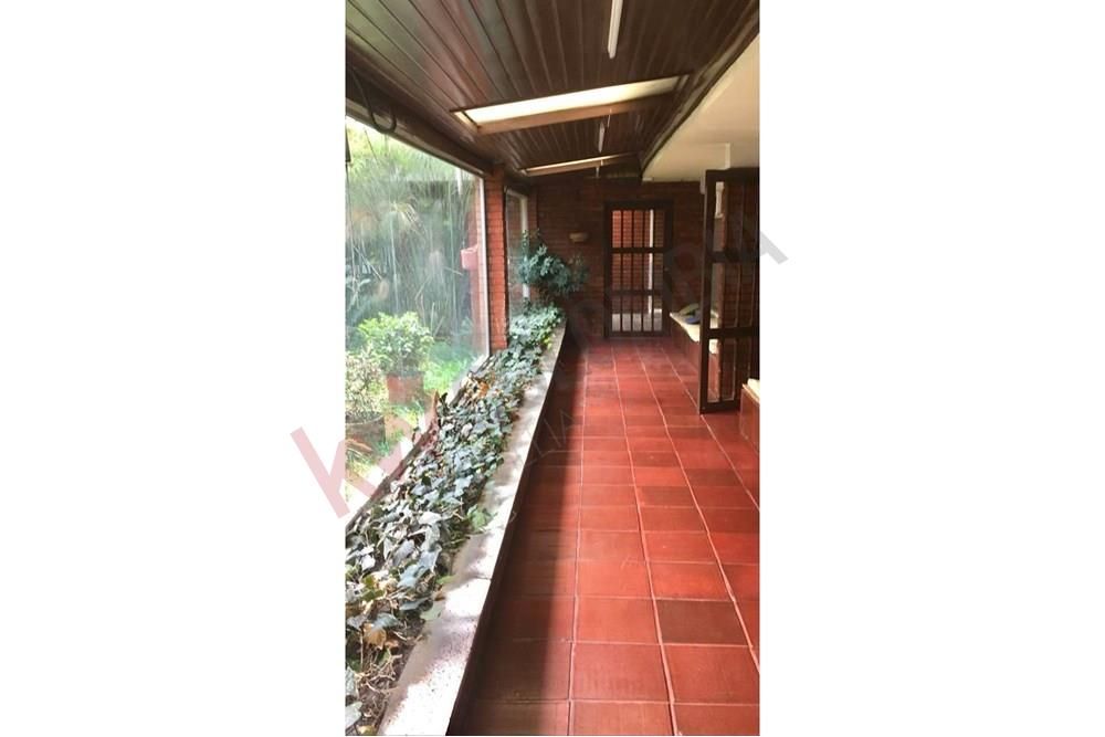 Casa en venta Cundinamarca Bogotá Acacias Usaquen 468 m2 Habitaciones 6 Baños 5 Garajes 4 Precio $2400000000
