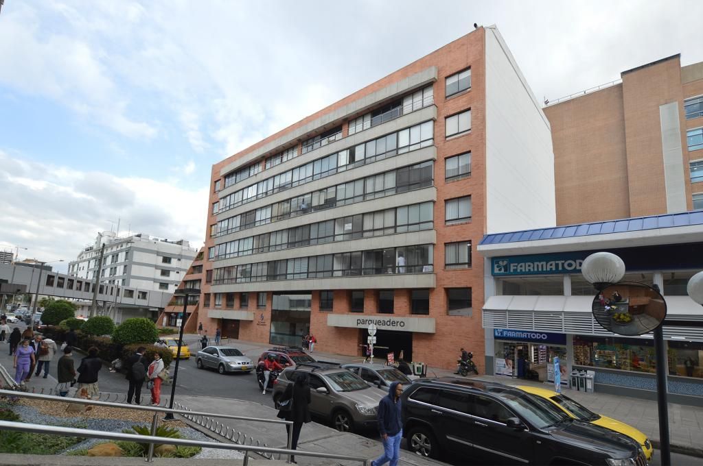 Consultorio en arriendo Cundinamarca Bogotá Antiguo Country 28 m2 Habitaciones 0 Baños 1 Garajes 1 Precio $5256600