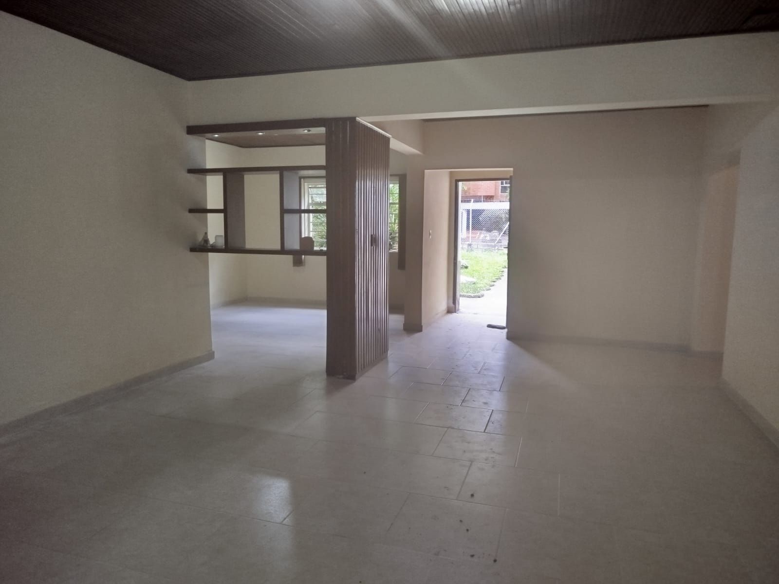 Oficina en venta Antioquia Envigado Zúñiga 708 m2 Habitaciones 0 Baños 6 Garajes 1 Precio $7000000000