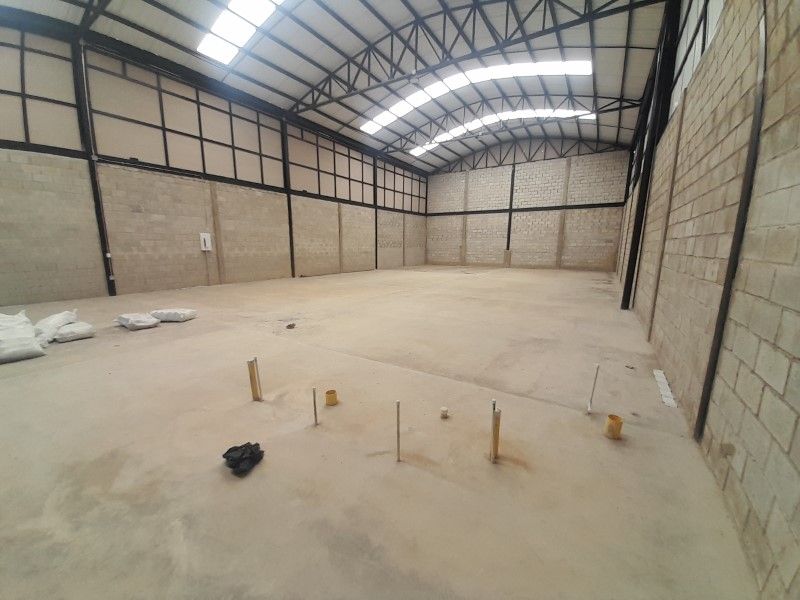 Bodega en arriendo Antioquia Marinilla San Juan De Dios 800 m2 Habitaciones 0 Baños 10 Garajes 1 Precio $21000000