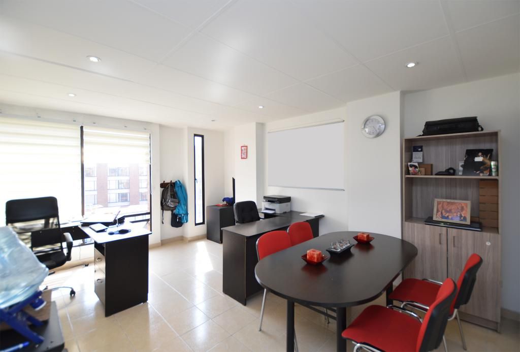 Oficina en venta Cundinamarca Bogotá Puente Largo 19 m2 Habitaciones 0 Baños 10 Garajes 1 Precio $140000000