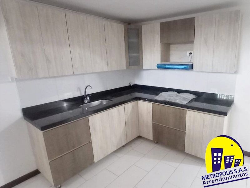 Casa en arriendo Antioquia Envigado El Dorado 200 m2 Habitaciones 3 Baños 2 Garajes 0 Precio $5000000