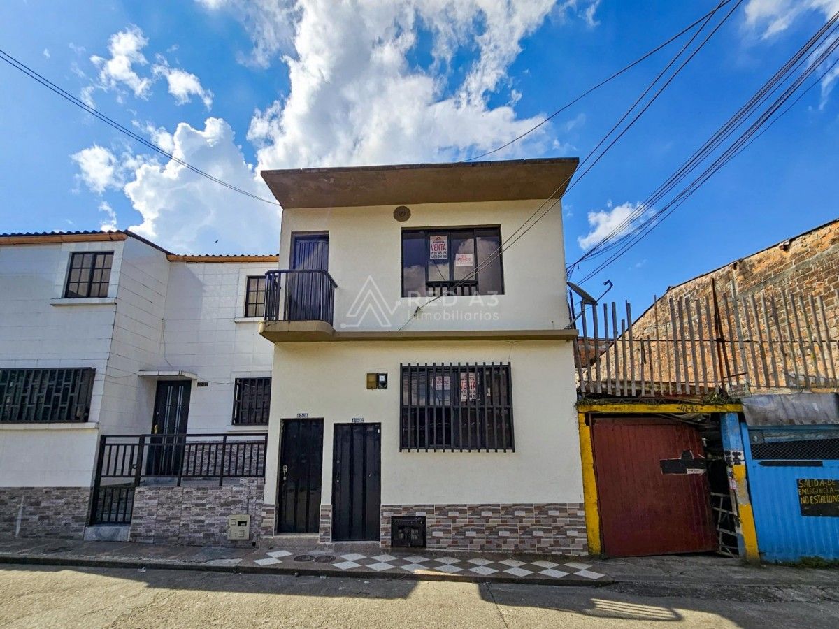Casa en venta Risaralda Dosquebradas Inducentro 200 m2 Habitaciones 8 Baños 4 Garajes 1 Precio $370000000