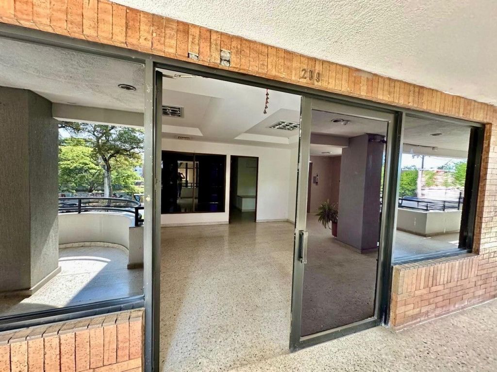 Oficina en venta Valle Del Cauca Cali El Gran Limonar - Cataya 57 m2 Habitaciones 0 Baños 0 Garajes 0 Precio $230000000