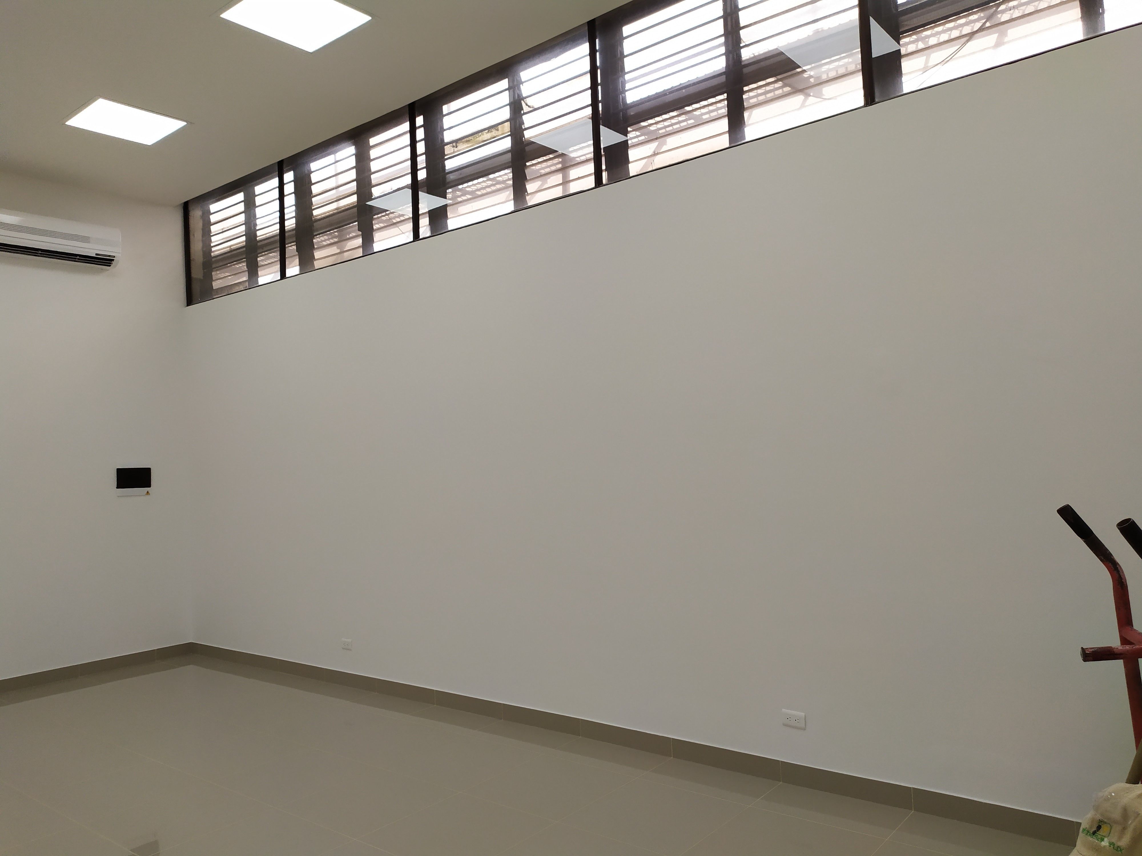 Oficina en arriendo Antioquia Medellín Manila 47 m2 Habitaciones 0 Baños 1 Garajes 0 Precio $5625744