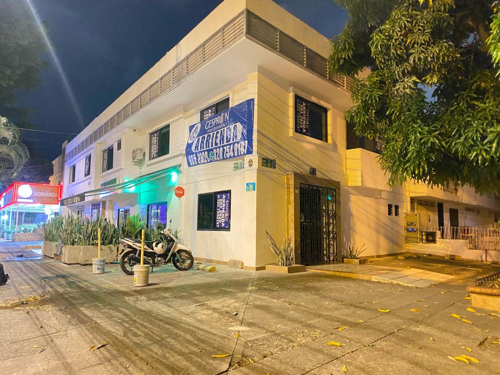 Edificio en arriendo Valle Del Cauca Cali Tequendama 400 m2 Habitaciones 10 Baños 7 Garajes 10 Precio $9920000