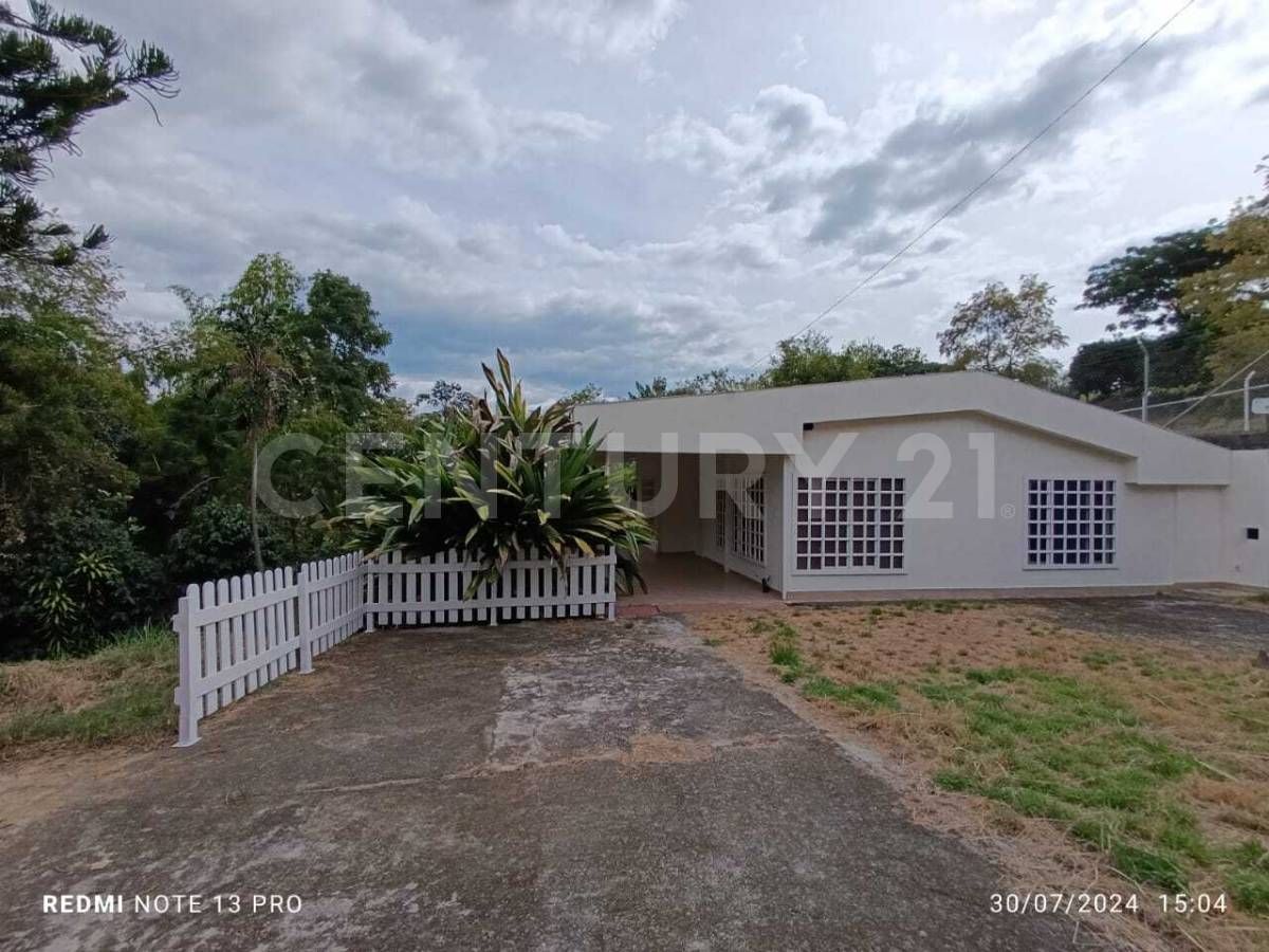 Finca en venta Valle Del Cauca Palmira Palmira 170 m2 Habitaciones 3 Baños 3 Garajes 4 Precio $370000000
