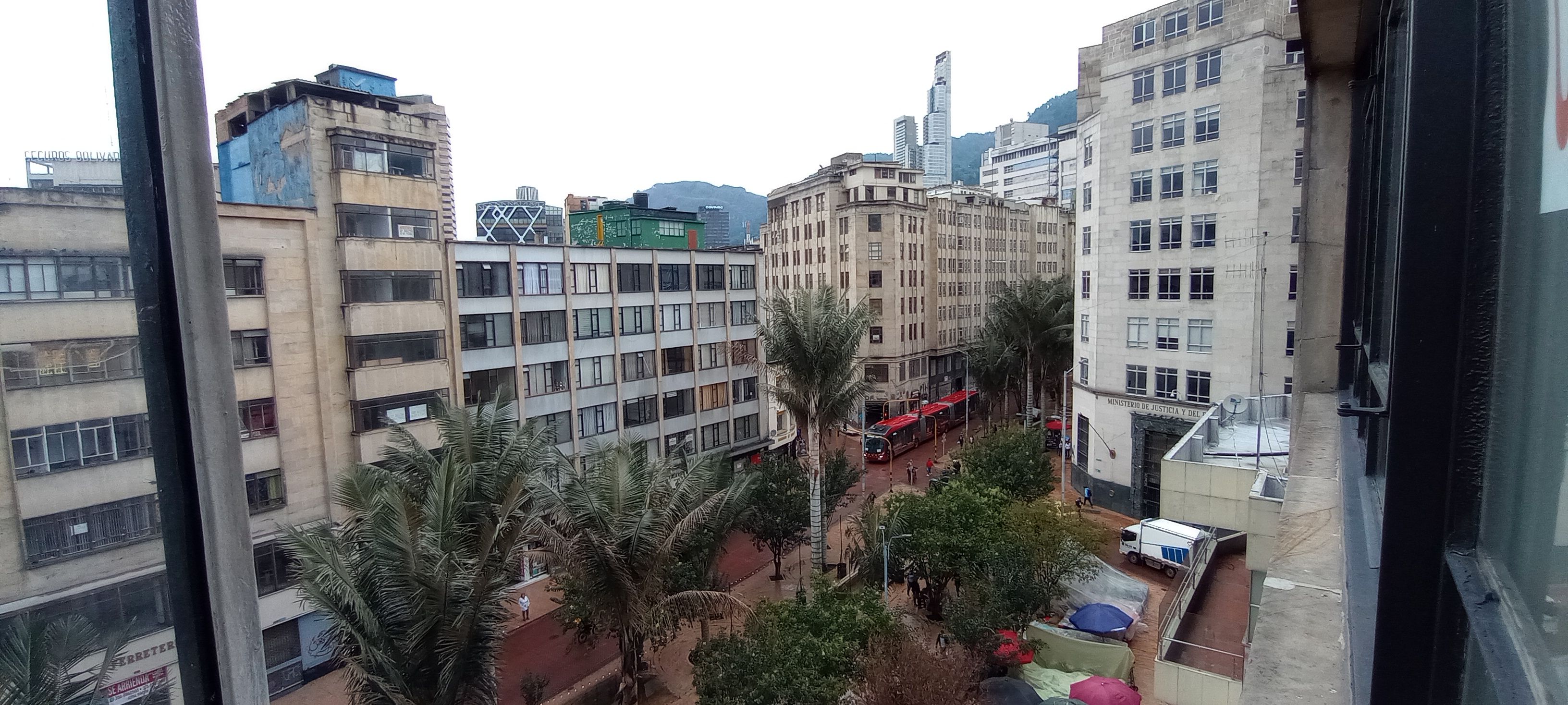 Oficina en venta Cundinamarca Bogotá La Catedral 24 m2 Habitaciones 0 Baños 4 Garajes 0 Precio $105000000