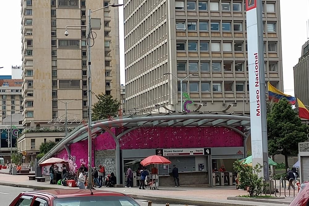 Oficina en venta Cundinamarca Bogotá San Martin 102 m2 Habitaciones 0 Baños 2 Garajes 0 Precio $449000000