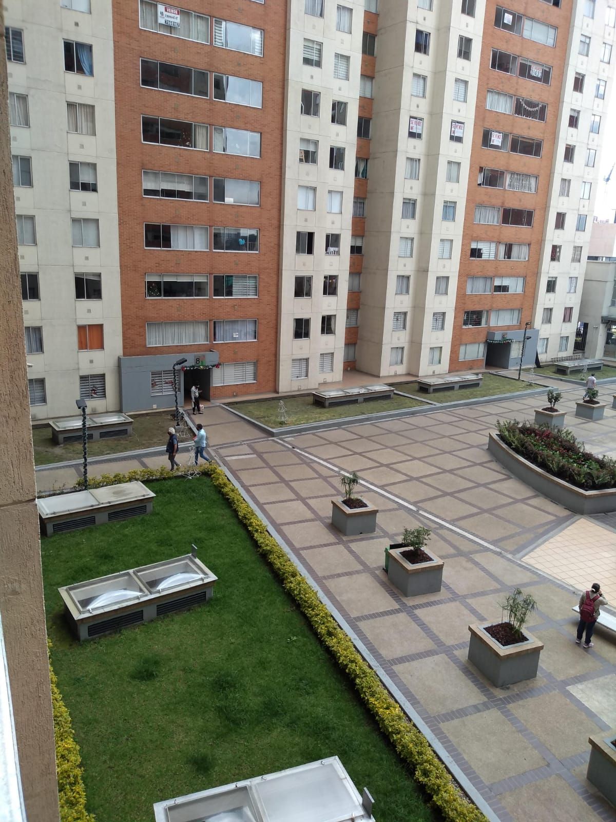 Apartamento en venta Cundinamarca Bogotá Cjr Parque Central Del Occidente I 71 m2 Habitaciones 3 Baños 2 Garajes 2 Precio $310000000