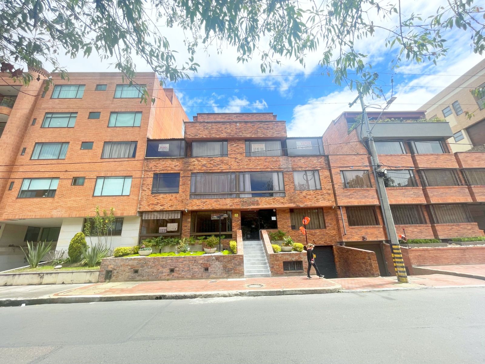Apartamento en venta Cundinamarca Bogotá La Carolina 175 m2 Habitaciones 4 Baños 4 Garajes 3 Precio $790000000