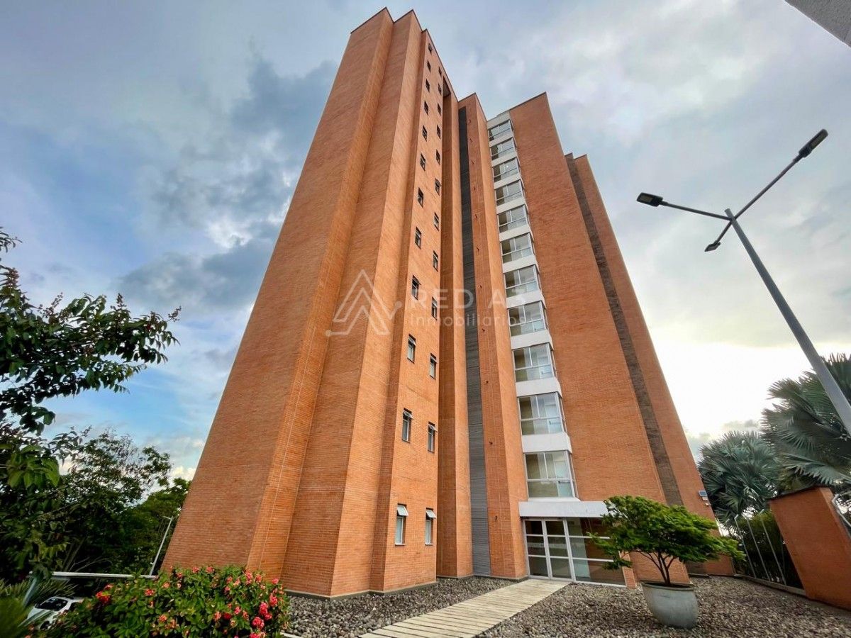 Apartamento en arriendo Risaralda Pereira Pereira 71 m2 Habitaciones 2 Baños 2 Garajes 3 Precio $3400000