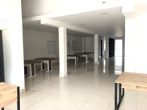 Oficina en arriendo Cundinamarca Bogotá La Porciuncula 260 m2 Habitaciones 0 Baños 2 Garajes 0 Precio $14000000
