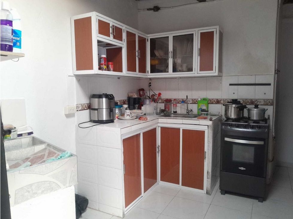 Casa en venta Antioquia Medellín Enciso 90 m2 Habitaciones 3 Baños 2 Garajes 0 Precio $195000000