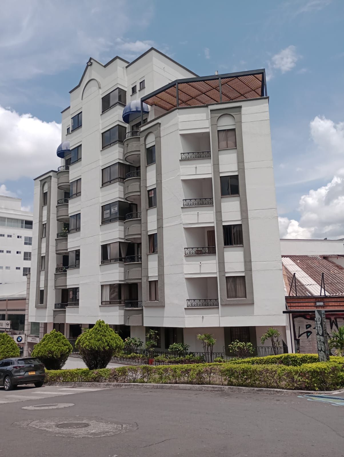 Apartamento en venta Risaralda Pereira Los Alpes 120 m2 Habitaciones 3 Baños 4 Garajes 2 Precio $495000000