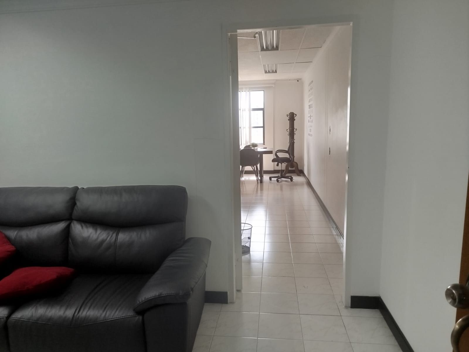Oficina en venta Antioquia Medellín La Florida 34 m2 Habitaciones 0 Baños 10 Garajes 1 Precio $330000000